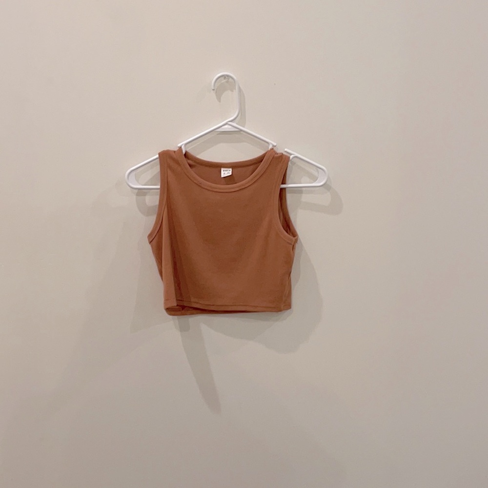 Super cute cropped tank top